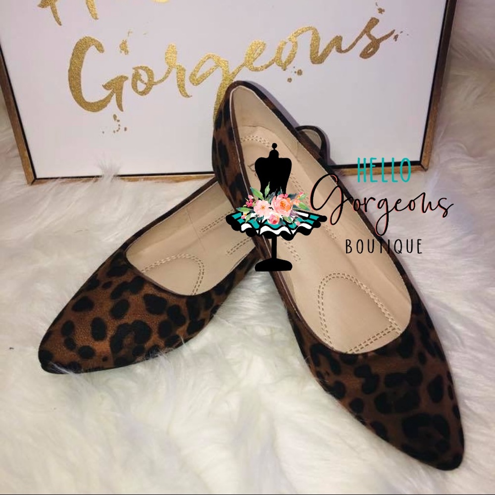 Pointed Toe Leopard Flats